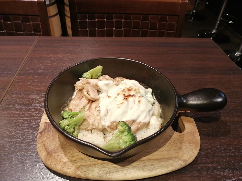 シュクメルリ丼